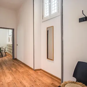 https://residenza-regina.it-romehotels.com